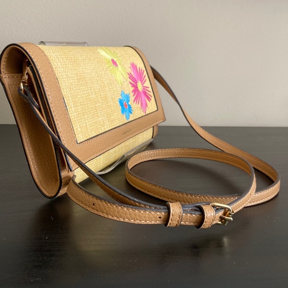 Anne Klein Handbags - Anne Klein Floral Embroidered Floral Crossbody or Clutch detachable strap